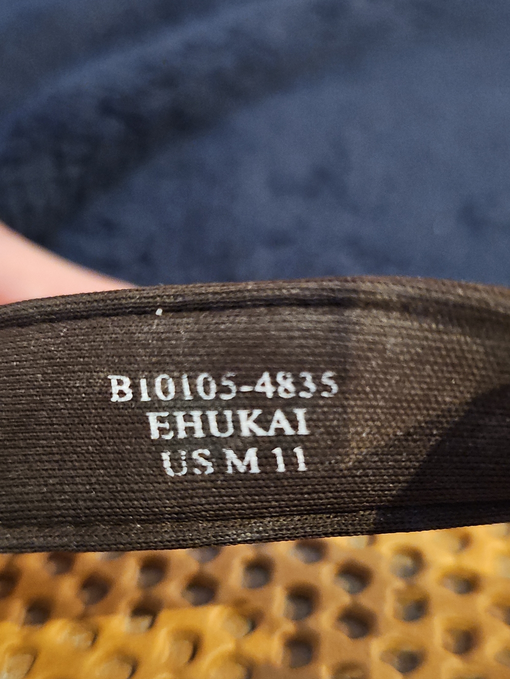OLUKAI EHUKAI Brown Flip-Flops (Men's US M 11) - Picture 8 of 12